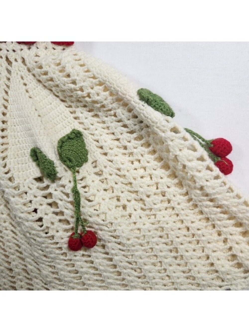 Vintage Handmade Crochet Cherry Strawberry Pinafore Dress Cream Girls Small - Picture 4 of 5
